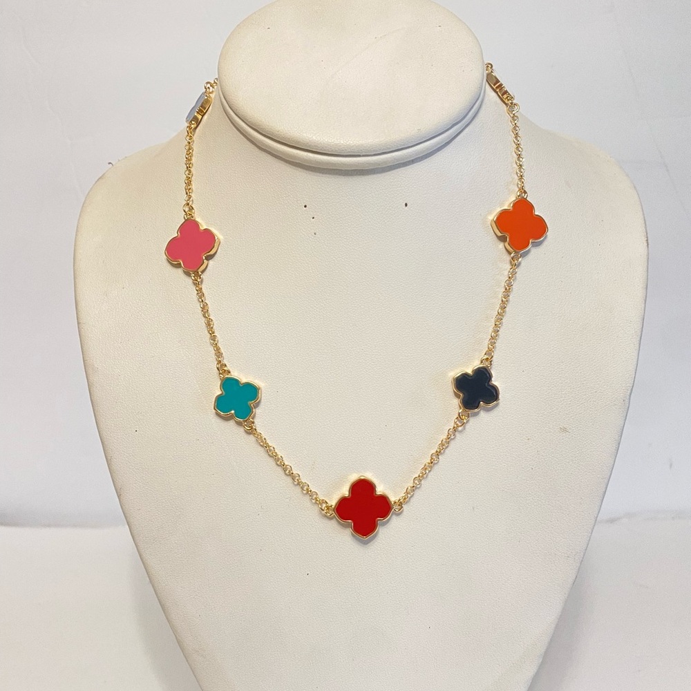 MULTICOLOR CLOVER NECKLACE - Picture 7 of 8